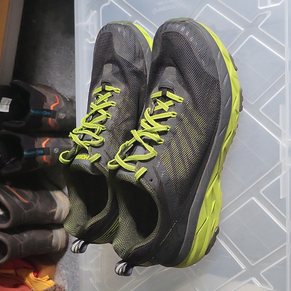 Men's Black and Green Running Shoes